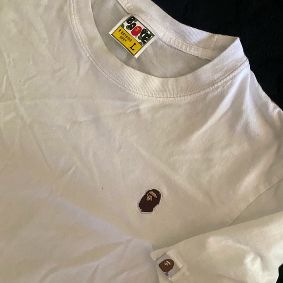 WHITE BAPE SHIRT LARGE - Picture 3 of 4